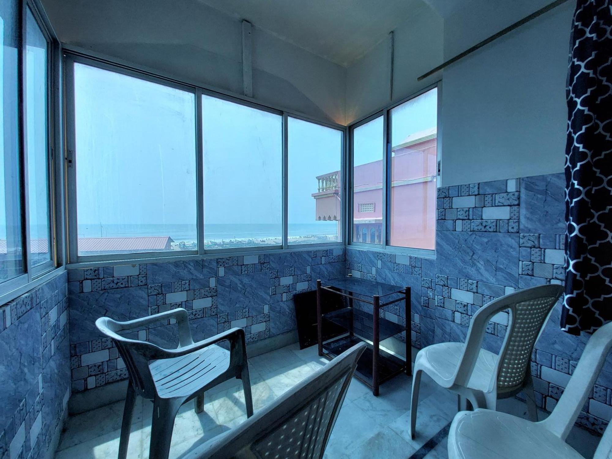 Nirman Beach Homestay Puri Eksteriør billede
