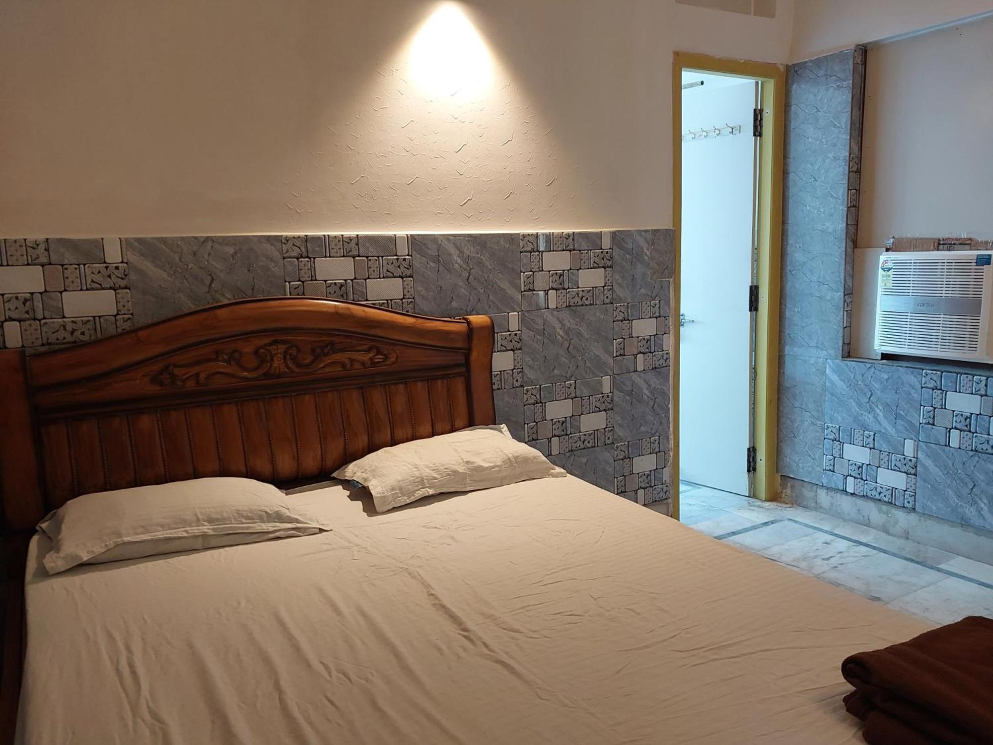 Nirman Beach Homestay Puri Eksteriør billede