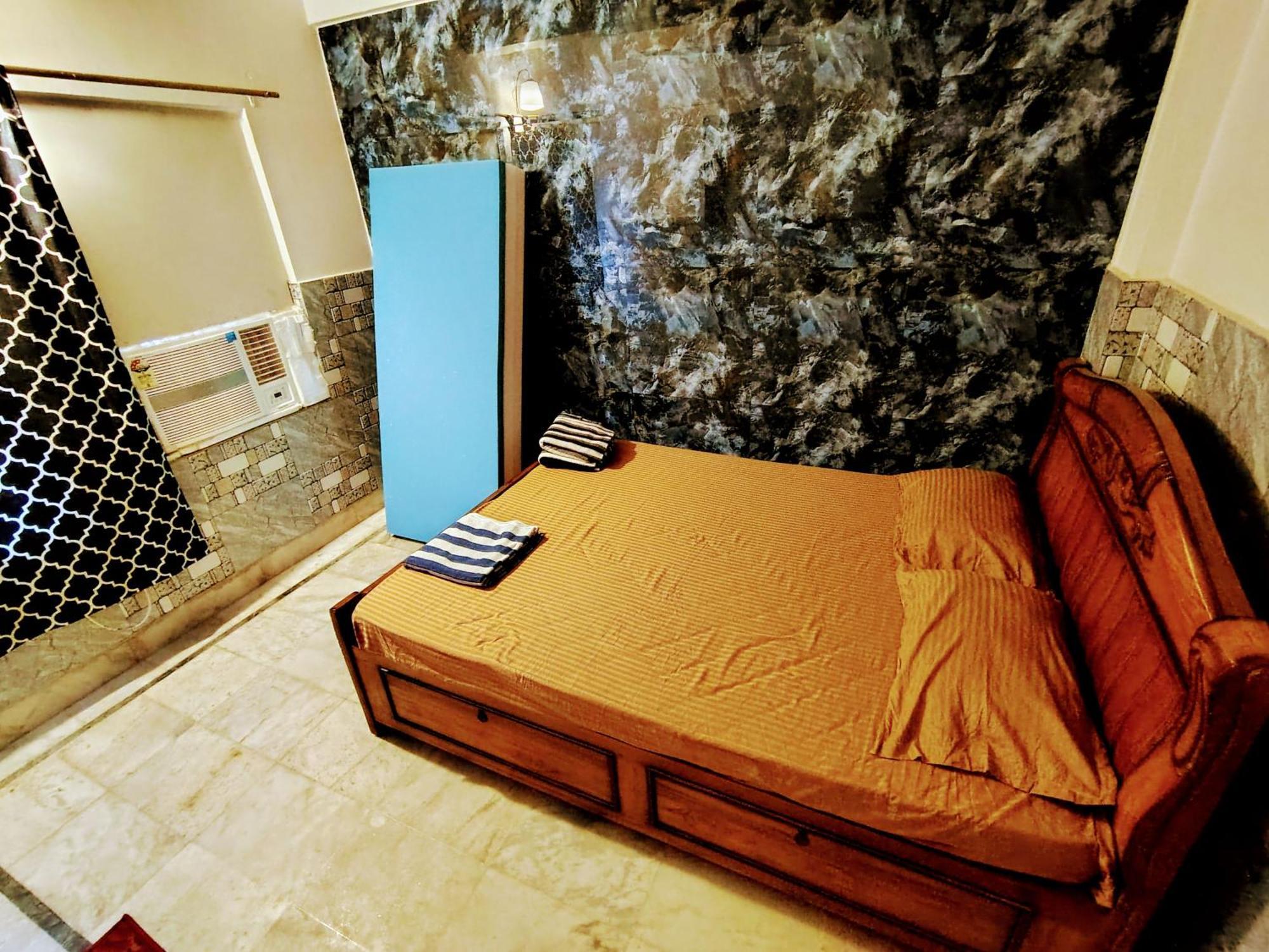 Nirman Beach Homestay Puri Eksteriør billede