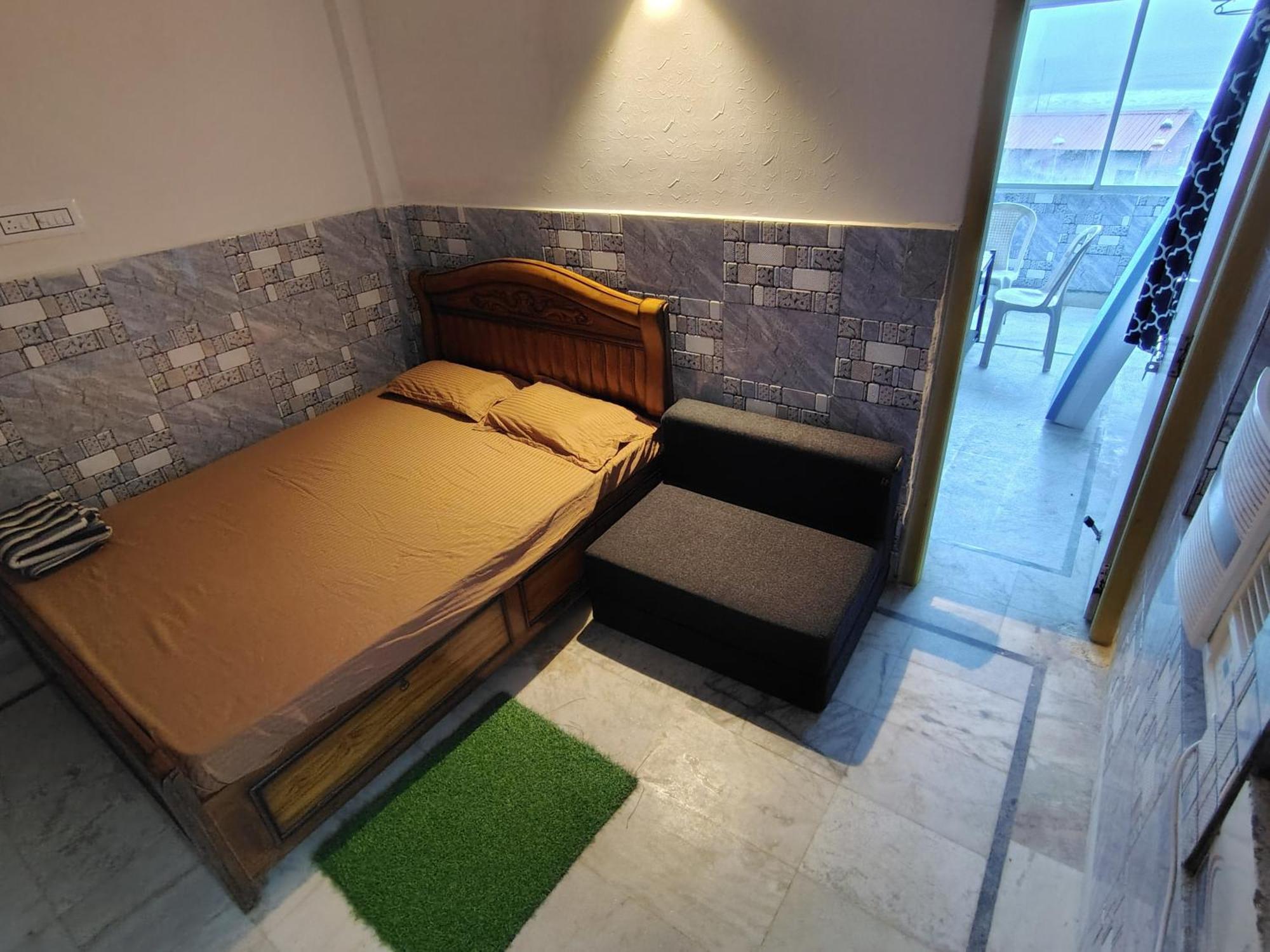 Nirman Beach Homestay Puri Eksteriør billede