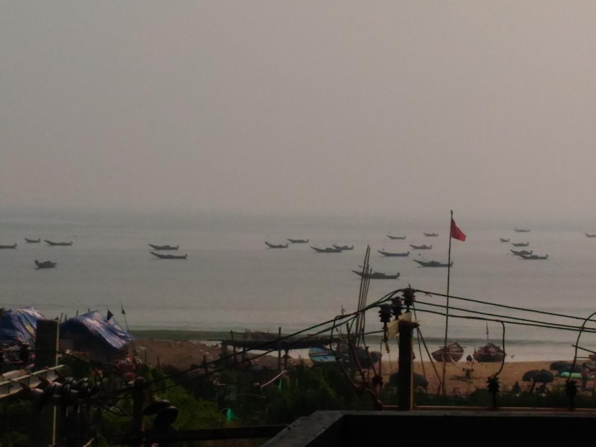 Nirman Beach Homestay Puri Eksteriør billede
