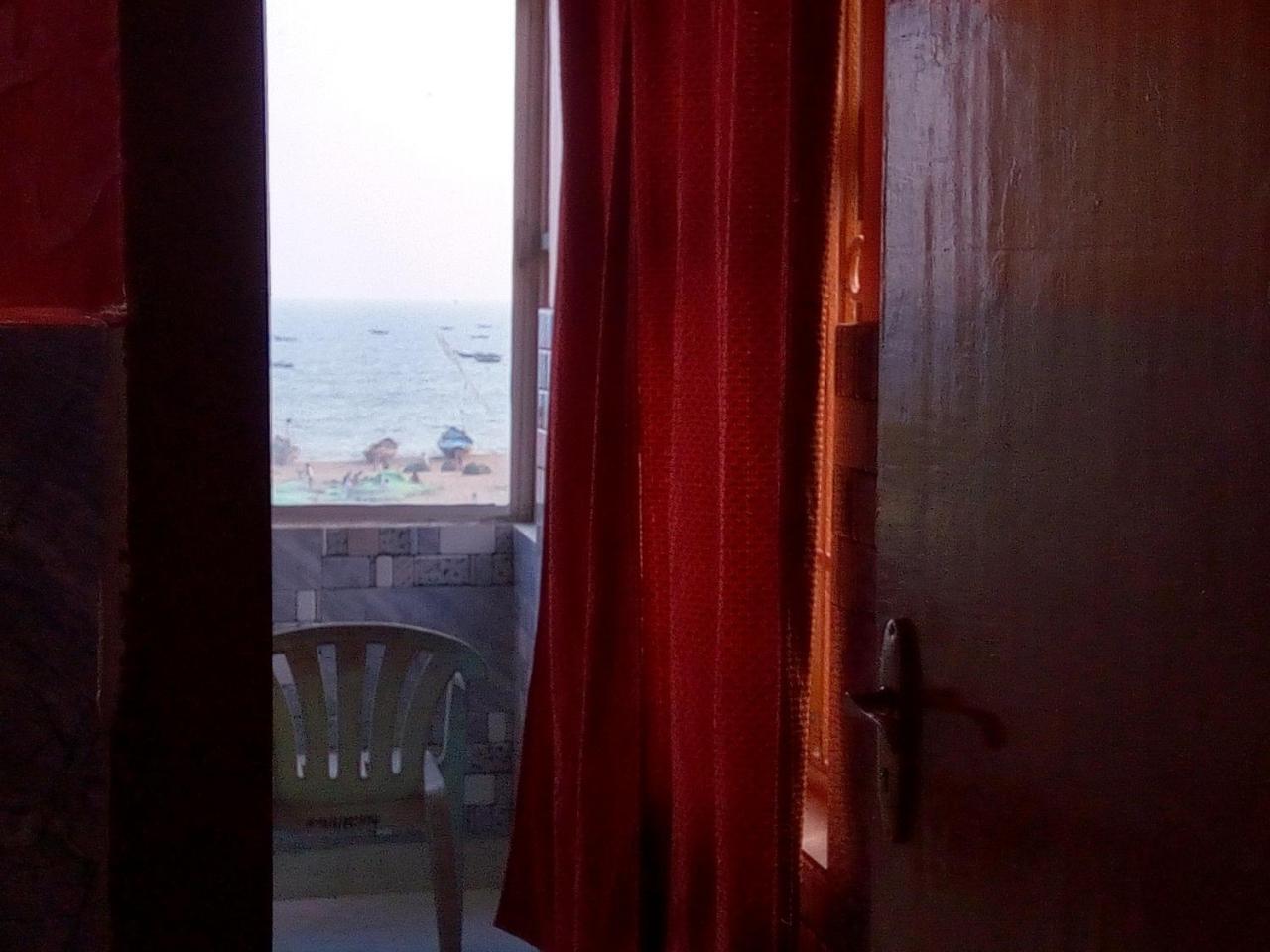 Nirman Beach Homestay Puri Eksteriør billede