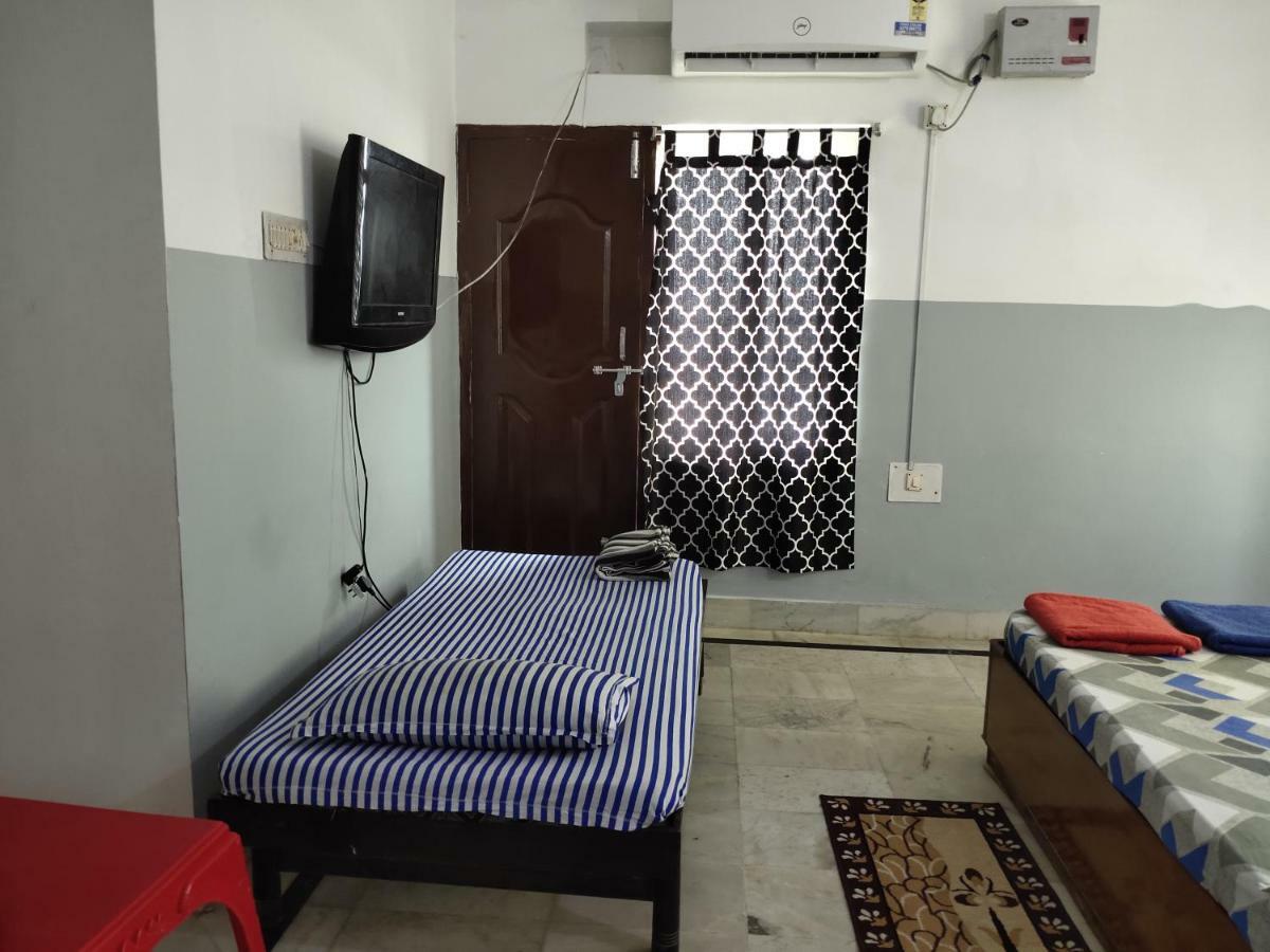 Nirman Beach Homestay Puri Eksteriør billede